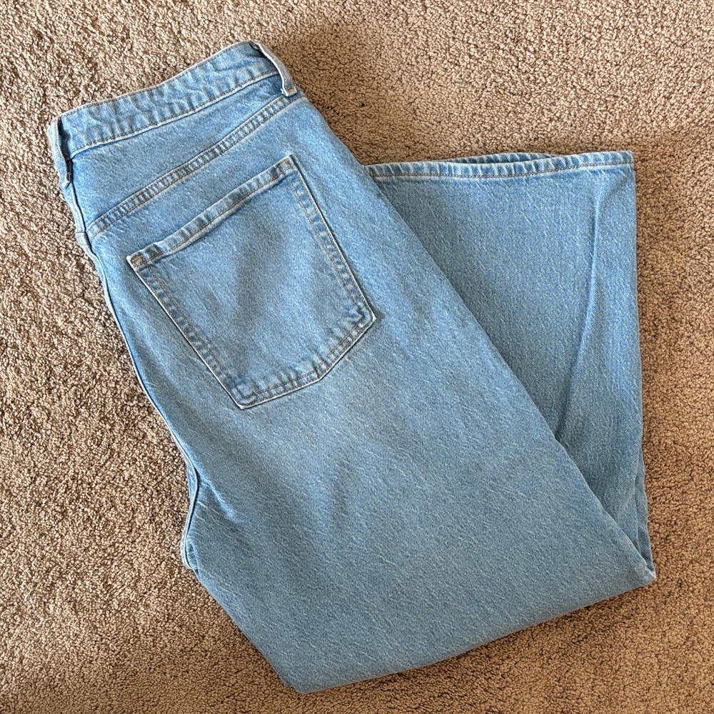 Old Navy Light Blue wide leg Jeans - Picture 3 of 5